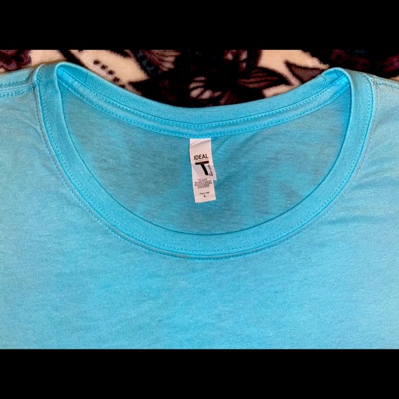 NWOT~Next Level Scoop Neck Tee - Picture 2 of 3